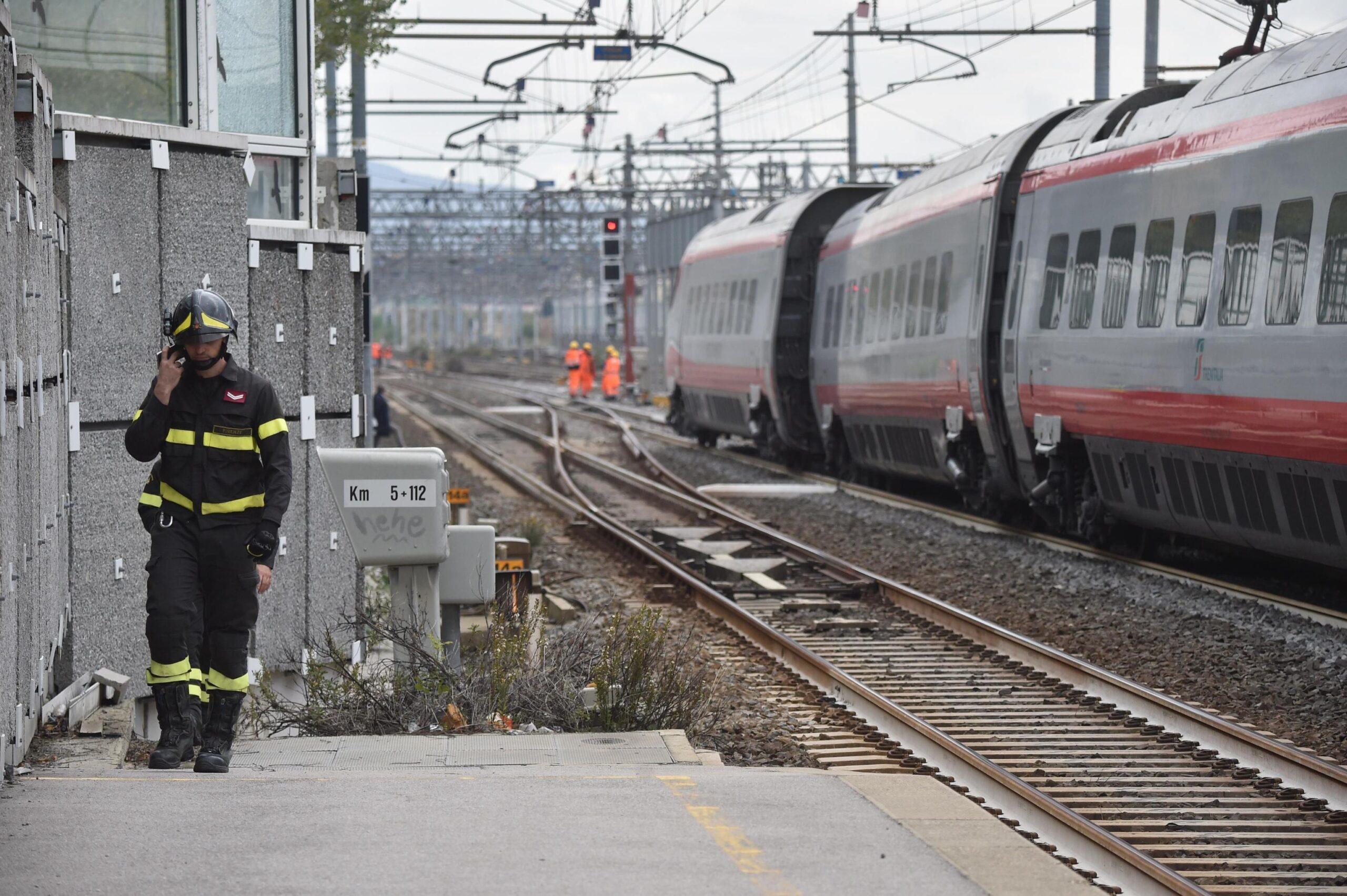 Deraglia treno merci a Firenze, ritardi e cancellazioni sulla rete ferroviaria nord-sud. L’Alta Velocità in graduale ripresa