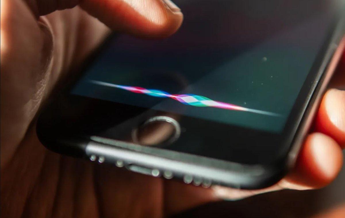 Siri di Apple sta per cambiare, ecco quali sono le novità che la riguardano