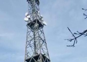 Caserta, black out sulla linea mobile. Un ladro aveva rubato pezzi di antenna