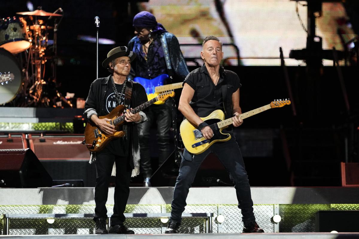 Ferrara, il concerto di Bruce Springsteen si farà nonostante il mal…