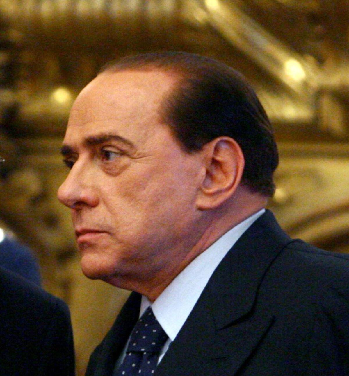 Silvio Berlusconi, spunta un secondo testamento ‘colombiano’