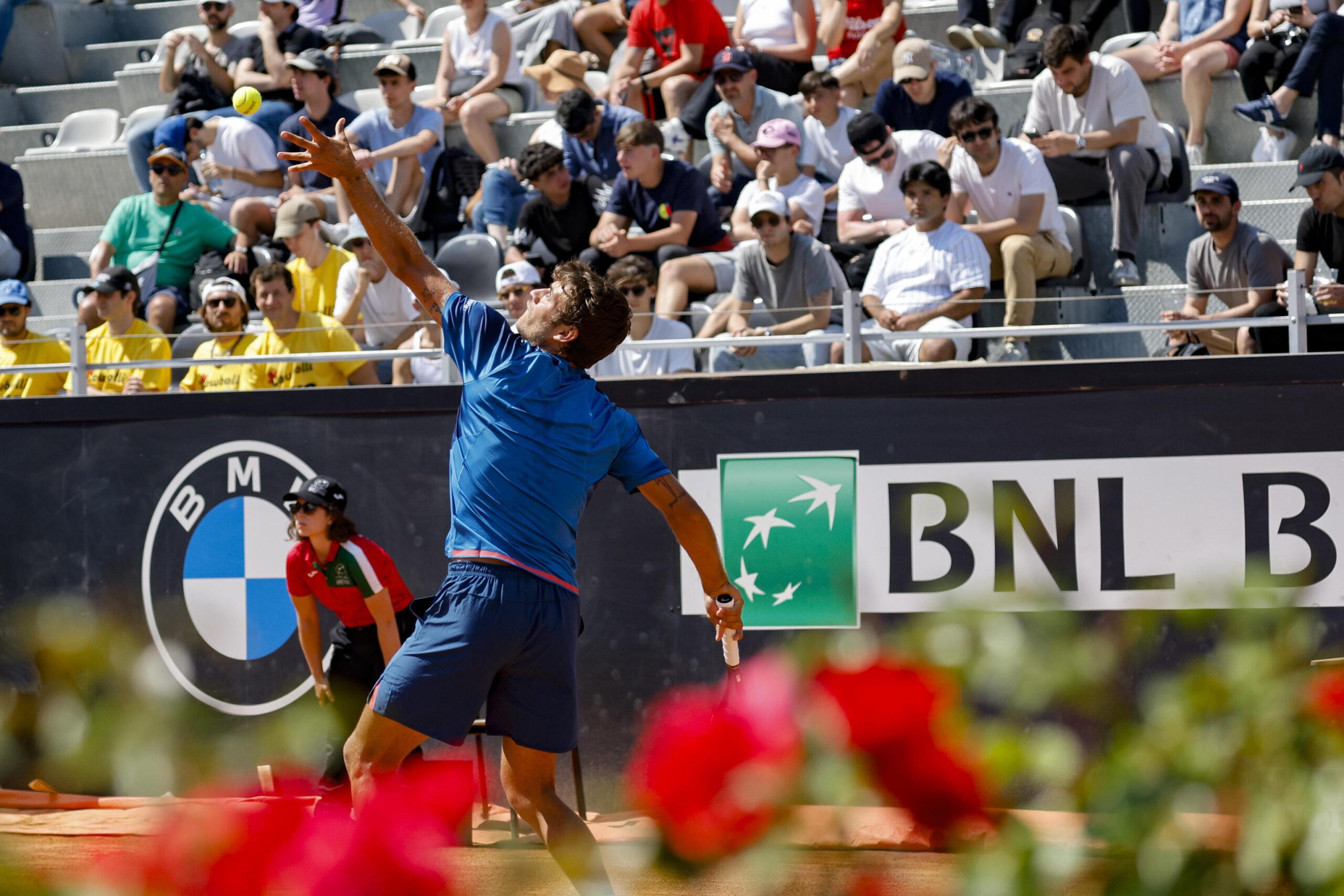 Internazionali d’Italia 2024, Darderi è la speranza azzura: “Devo migliorare in rovescio e a rete. Zverev? Non ho mai giocato contro uno così forte, ma mi godrò il momento”