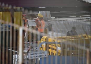 Pesaro, incidente sul lavoro a Gallo di Petriano: operaio muore schiacciato da un macchinario