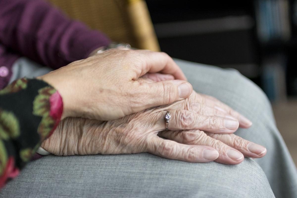 Parkinson: sintomi precoci intercettati dall’analisi della voce