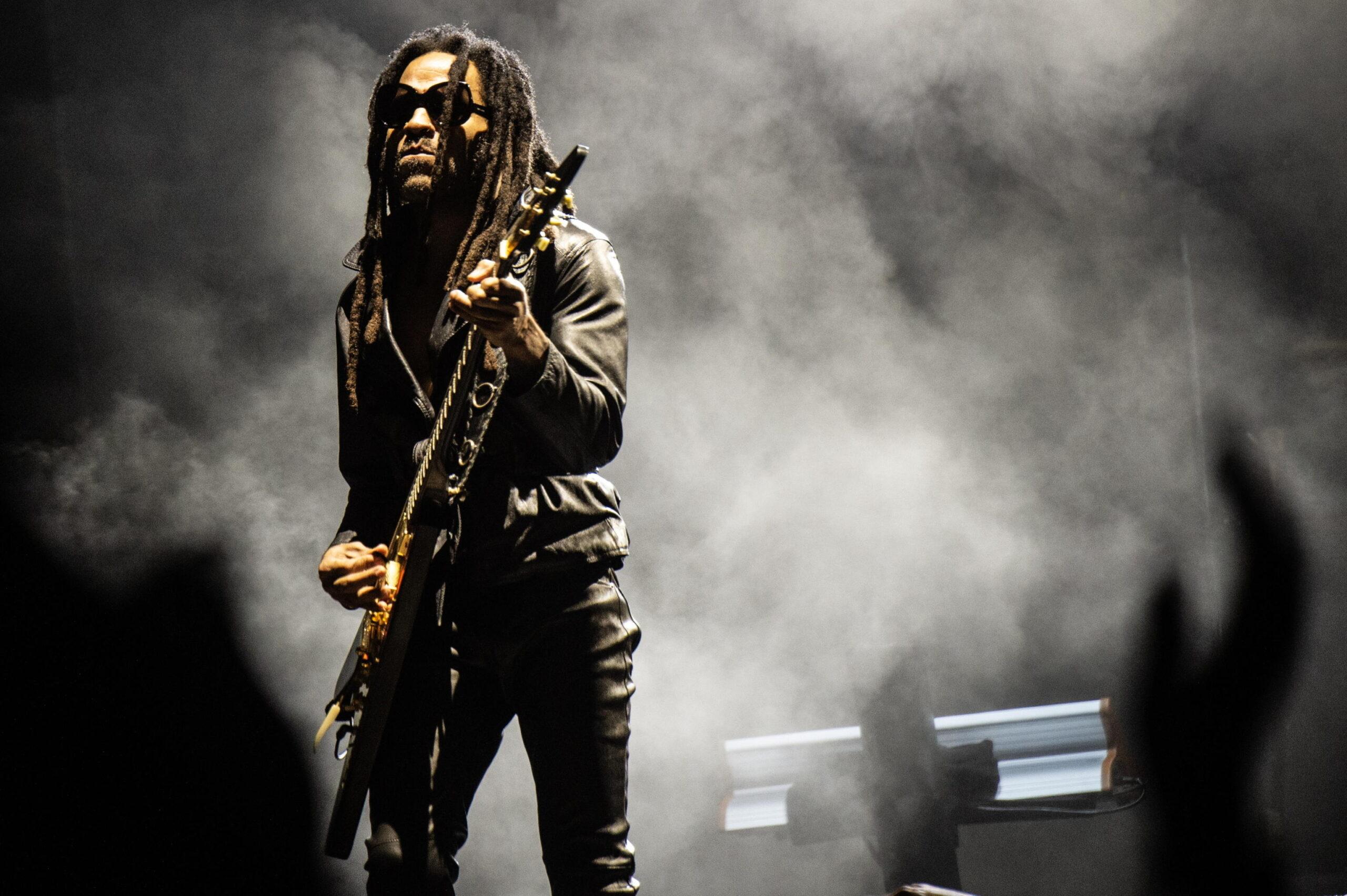 Lenny Kravitz torna in concerto in Italia nel 2025: due imperdibili date per raccontare l’album “Blue Electric Light”