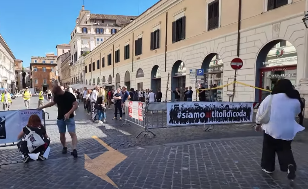 La protesta dei lavoratori del cinema: “Il Ministero non parla con noi e non fa nulla, chiediamo i decreti attuativi”,  la manifestazione del 27 giugno 2024