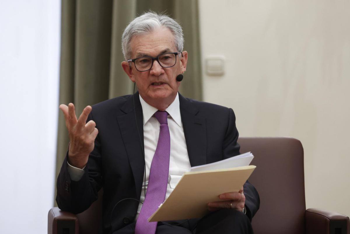 Inflazione negli Usa ancora alta, Powell (Fed): “Aumenteremo i tass…