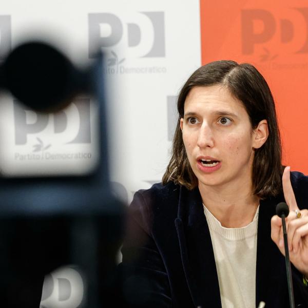 Pd, Elly Schlein prepara la campagna elettorale: al centro lavoro e sanità