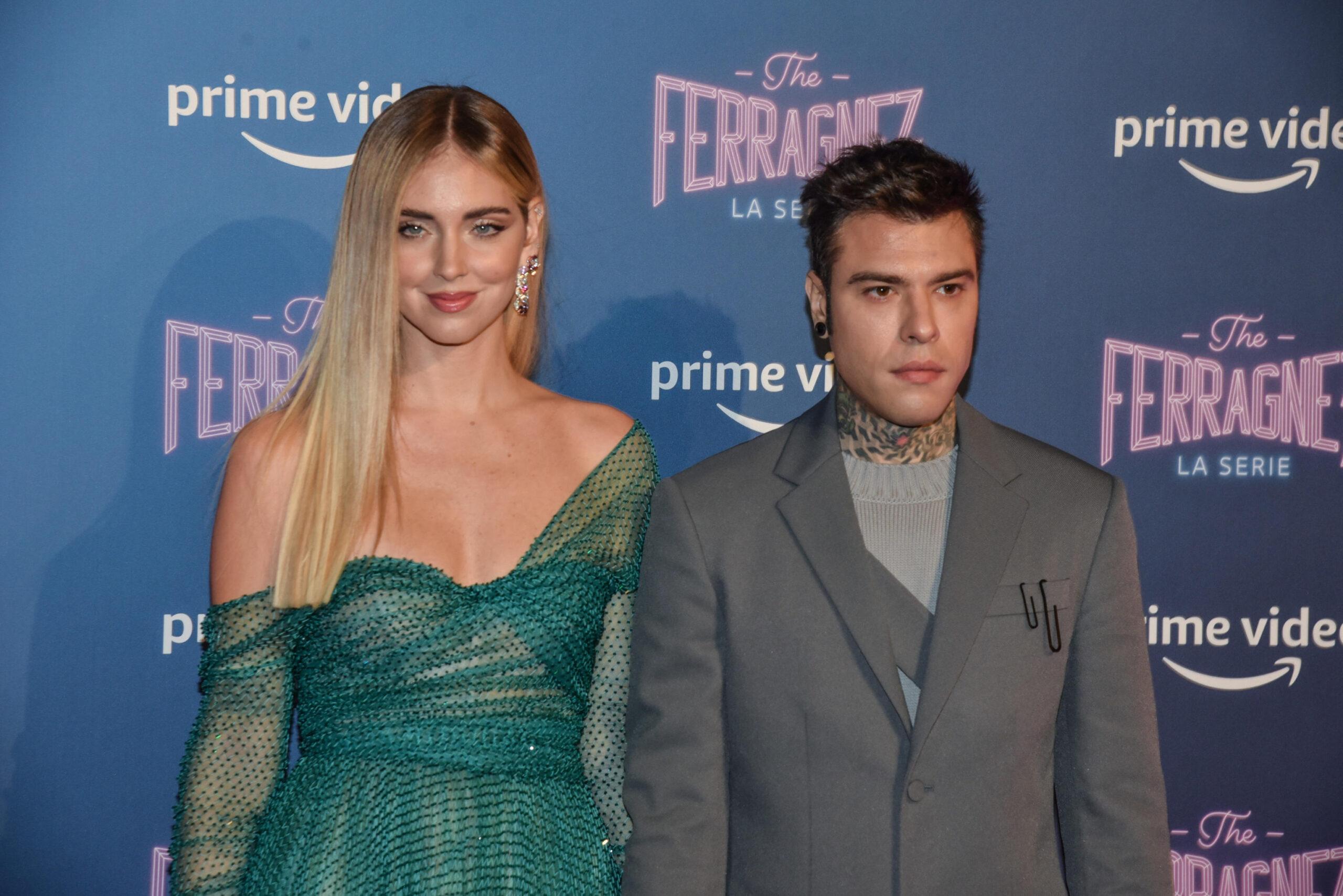 Fabrizio Corona torna all’attacco contro Fedez: “Ha una relazione con Luis Sal”. L’ultimatum a Chiara Ferragni