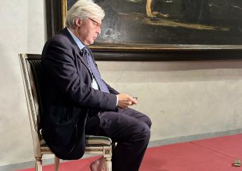 Caso Sgarbi, l’ex sottosegretario scopre l’autore delle lettere anonime: “E’ Dario Di Caterino, ce l’ha con me perché non l’ho assunto”