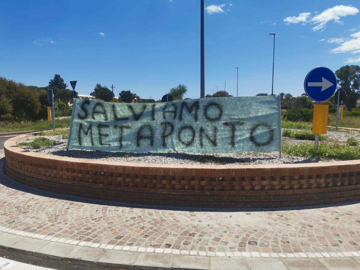 Metaponto fra degrado, caporalato e immigrati violenti, Lucia Durante (ref. Comitato cittadino): “Abbandonati dalle Istituzioni, non ci sentiamo al sicuro”