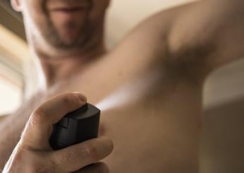 Sfida del deodorante cos’è, come funziona, rischi e pericoli: è allarme sui social