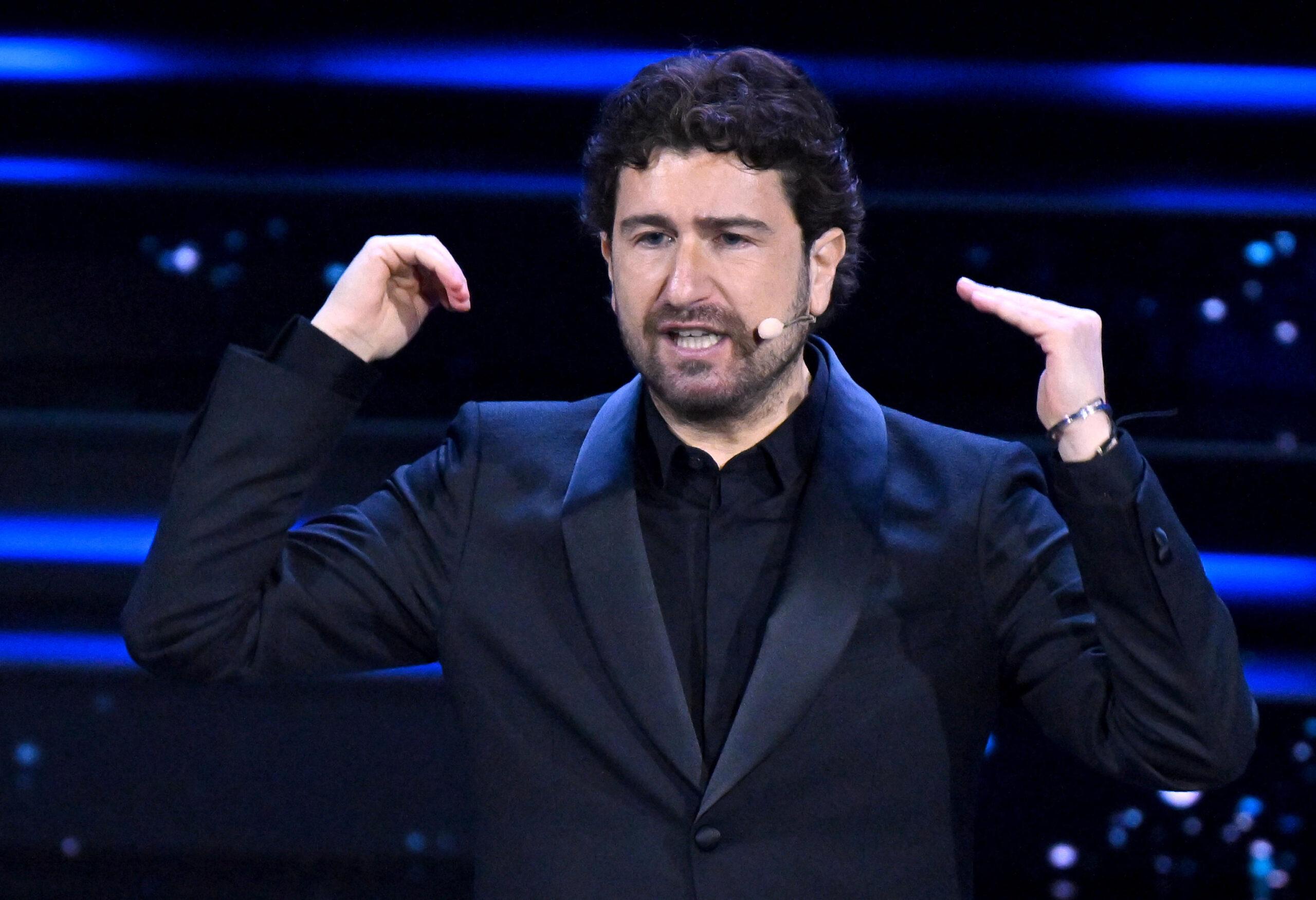 Alessandro Siani il monologo a Sanremo 2023