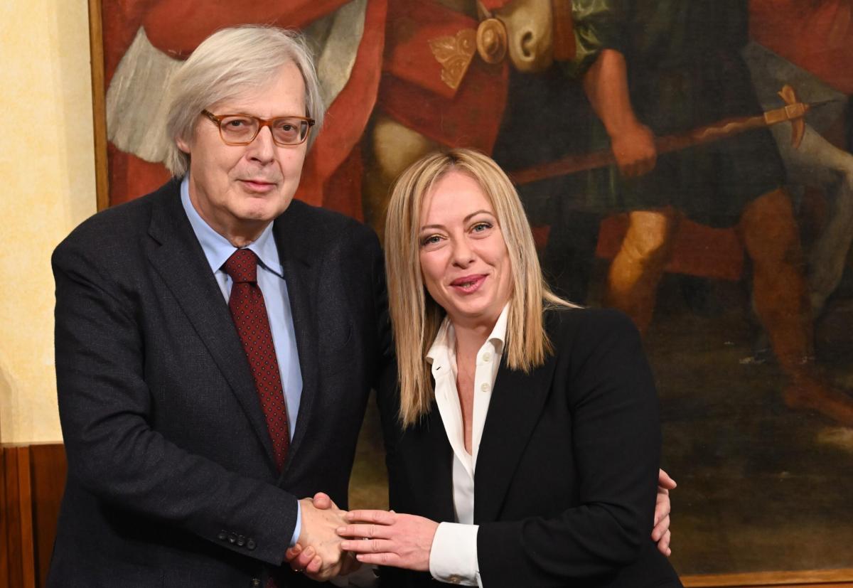 Elezioni europee 2024, rispunta Vittorio Sgarbi, candidato nelle liste di Fratelli d’Italia