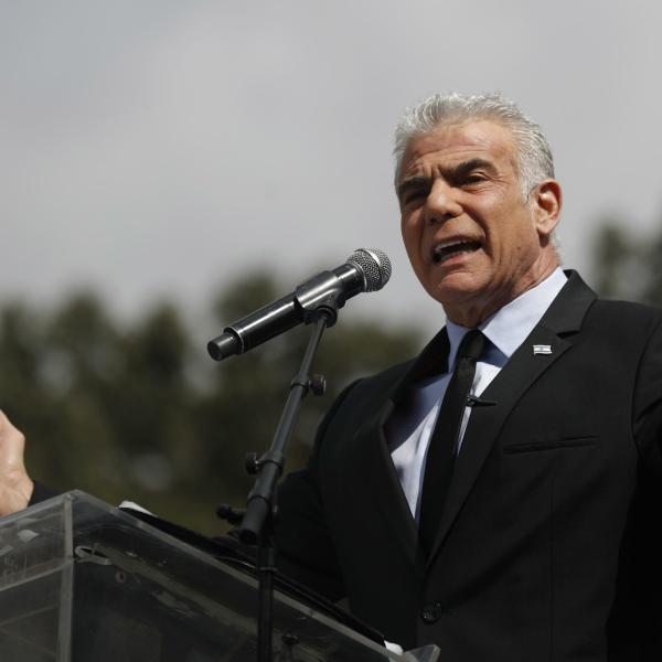 Israele, problemi interni per Netanyahu, Lapid attacca: “Smetta di scaricare responsabilità”