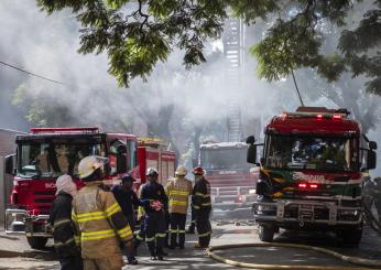 Sudafrica, devastante incendio in un palazzo a Johannesburg: 73 mor…