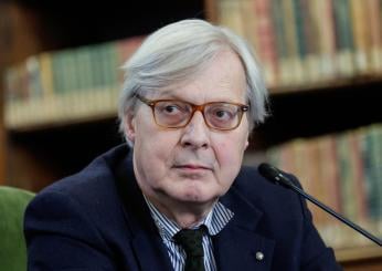 Vittorio Sgarbi condannato per diffamazione contro Virginia Raggi: dovrà pagare 2mila euro