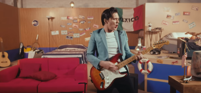 Drake Bell, “I Kind of Relate”: videoclip ufficiale, testo, traduzione e significato del brano contro gli abusi sessuali