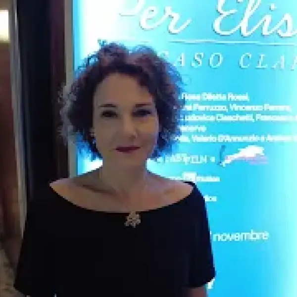 Anna Ferruzzo è Filomena Claps in “Per Elisa”: “Ho cercato di metterci il cuore che lei a perso” | INTERVISTA VIDEO