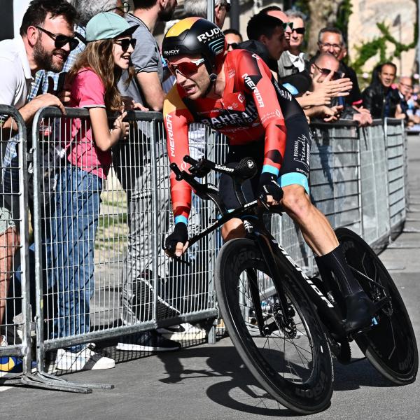 Ciclismo, Damiano Caruso sul futuro: “Corro ancora 2 anni”