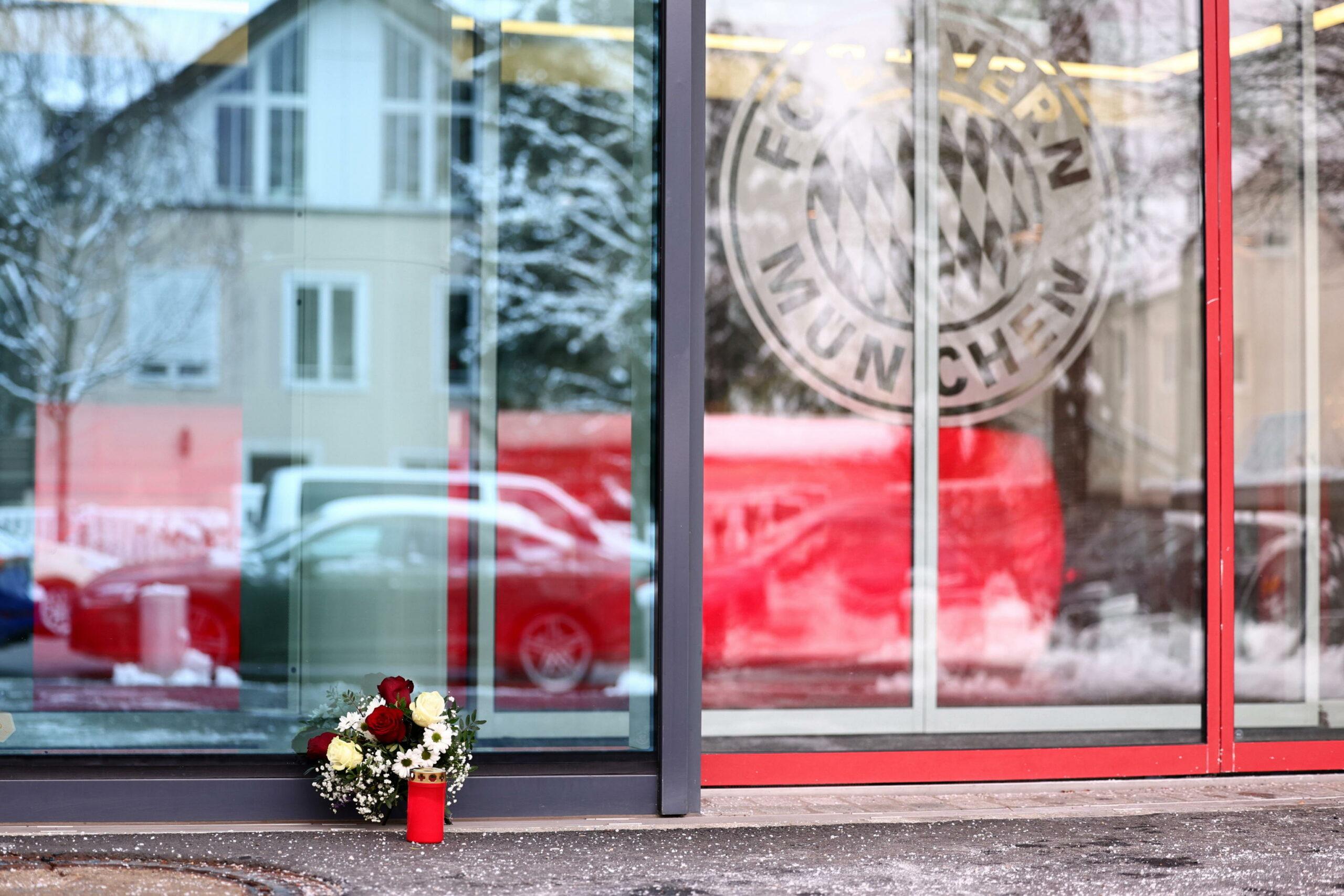 Beckenbauer: per il Kaiser funerali privati e commemorazione pubblica. A Monaco spunta l’AlliFranz Arena