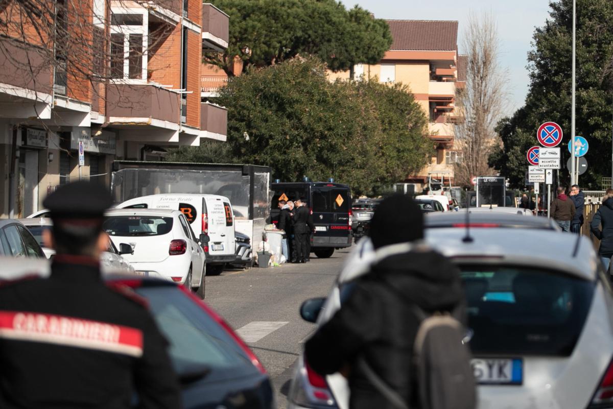 Ostia, proseguono le indagini sull’omicidio di Fabrizio Vallo. Le i…