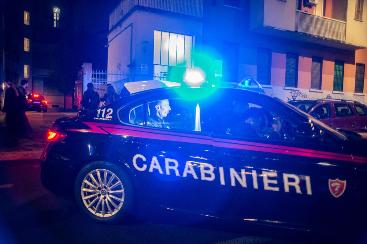 Milano, anziana trovata morta in casa sua a San Siro: indagini in c…