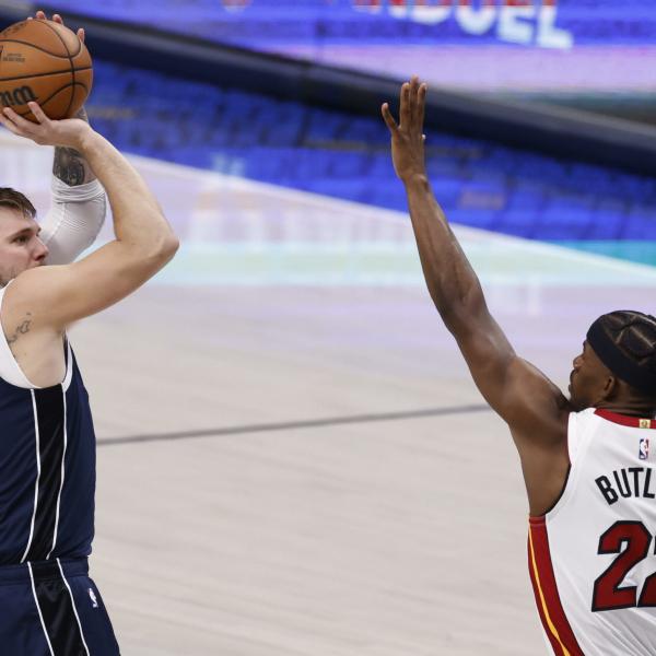 NBA, bella prestazione di Fontecchio. Settima tripla doppia di fila per Doncic