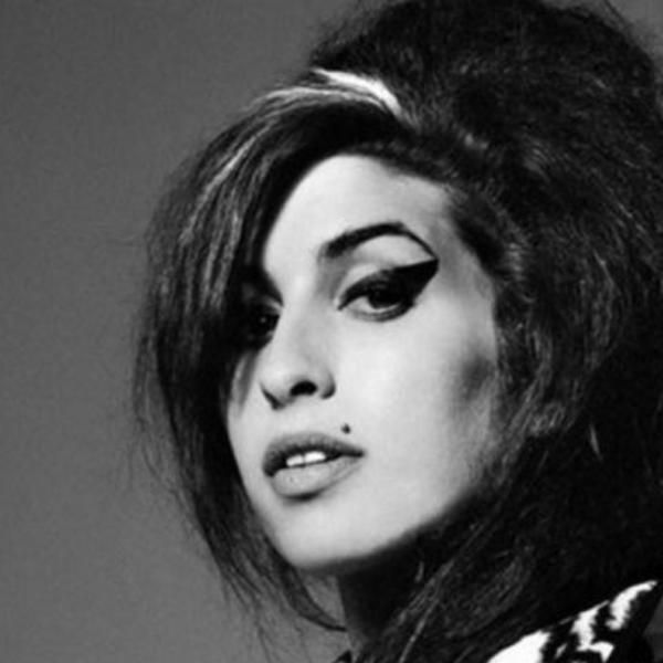 Di cosa soffriva Amy Winehouse, la cantante britannica morta nel 2011