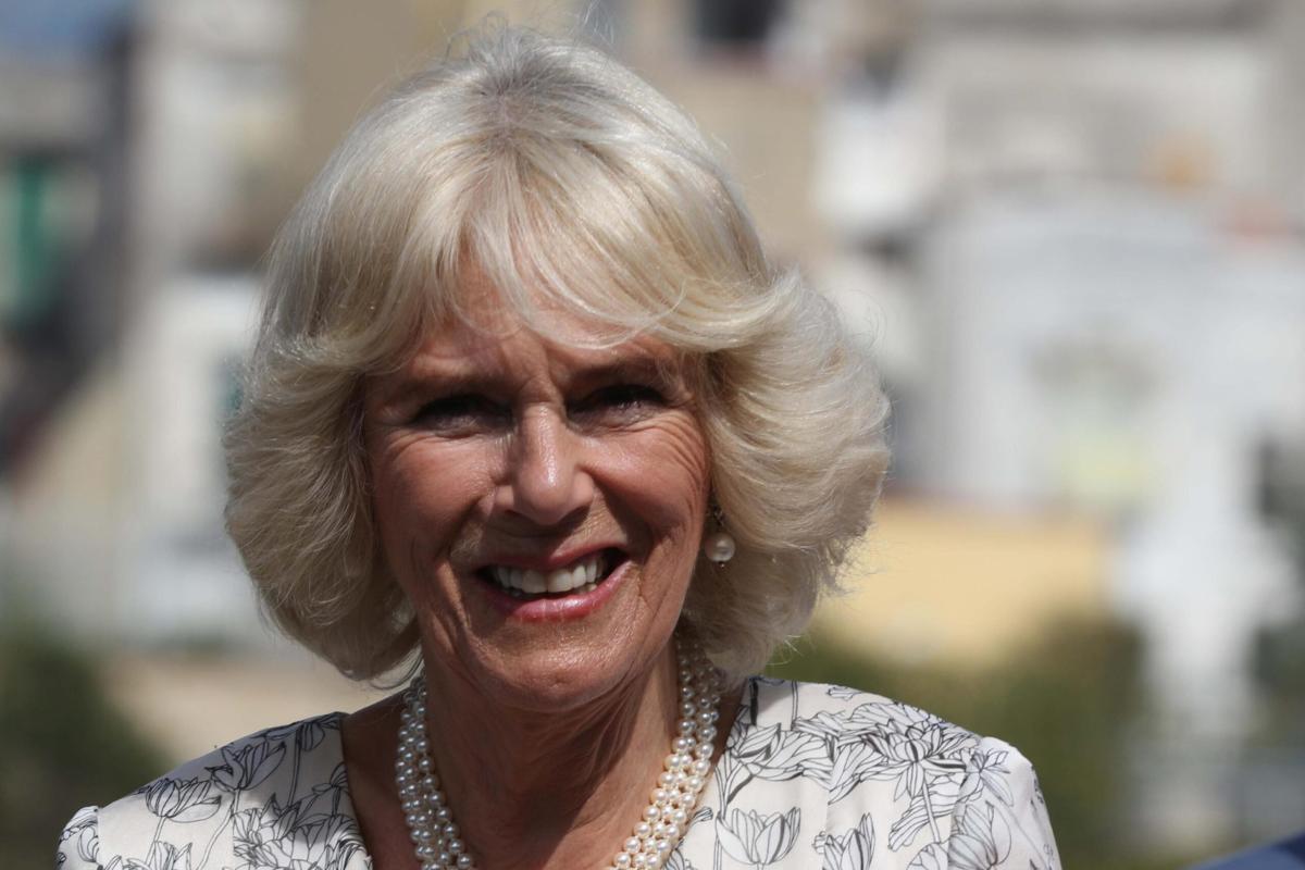 Camilla Parker Bowles: età, altezza, figli e biografia della Regina…