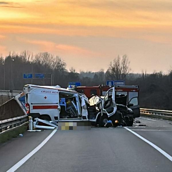 Brasile, incidente fra un pullman turistico e un camion nello Stato di Bahia: morte 25 persone