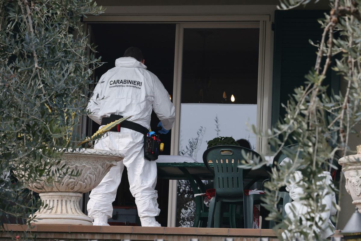 Brescia, anziana trovata morta in casa a Puegnago del Garda: figlio 54enne confessa l’omicidio