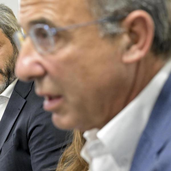 Governo Meloni e sostenibilità, Sergio Costa: “La sicurezza energetica basata sul gas stride con l’Ambiente”