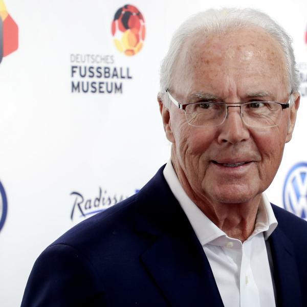 La carriera di Franz Beckenbauer: dai due Palloni d’oro al record sui Mondiali vinti