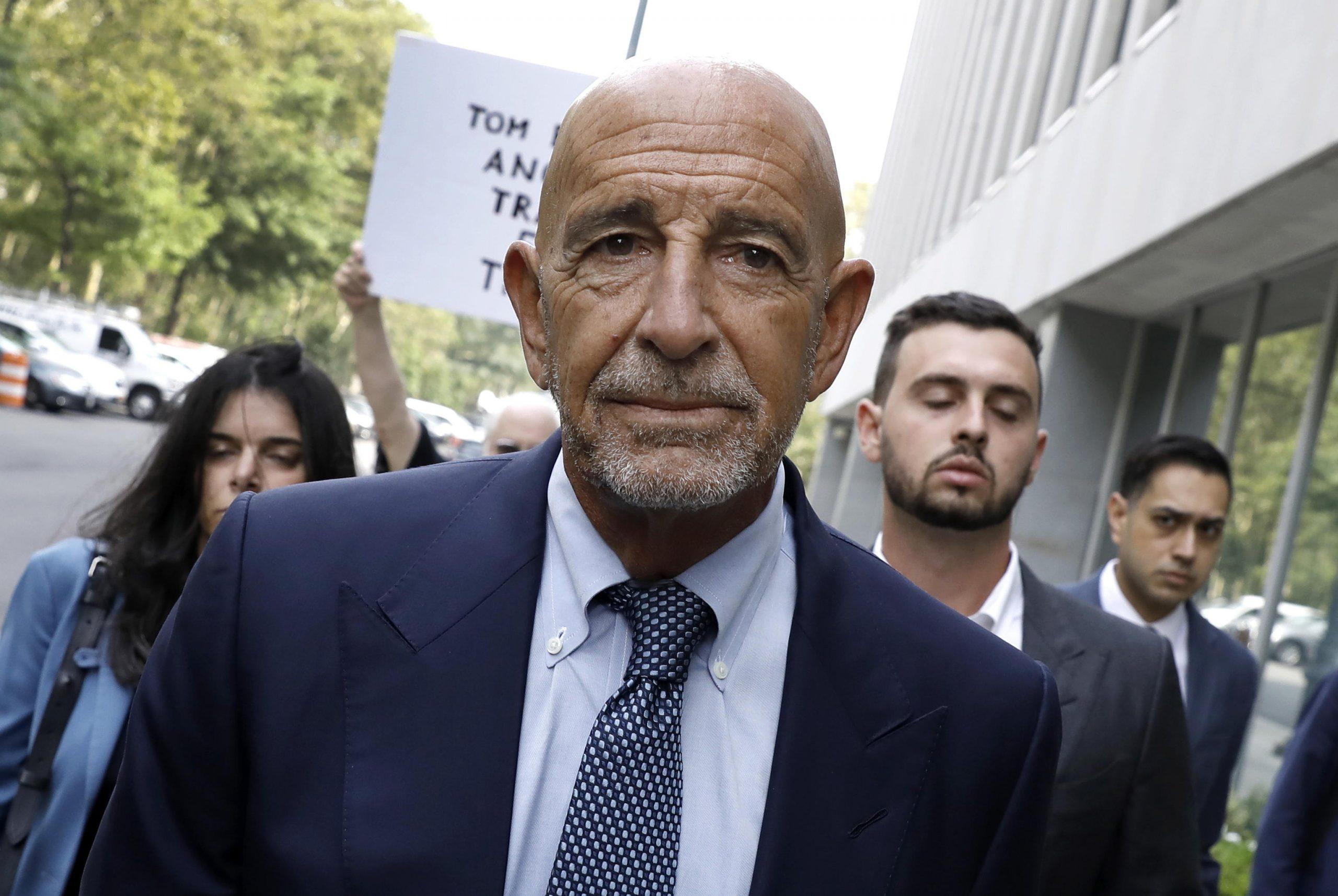 Tom Barrack, chi è il tycoon americano? Gestisce un patrimonio da 45 miliardi