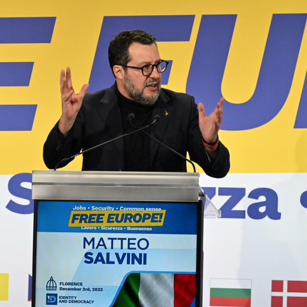 Sovranisti europei a Firenze, Salvini contro tutti: “Tajani alleato con la sinistra? Siamo noi l’alternativa all’Ue dei tagli” | VIDEO