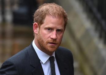 Il Principe Harry accusa William: “Soldi da Murdoch per evitare cau…