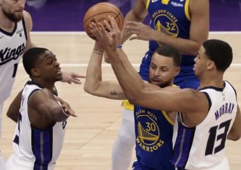 NBA 2024-2025, infortunio per Curry contro i Kings: com’è andato il match dei Warriors?