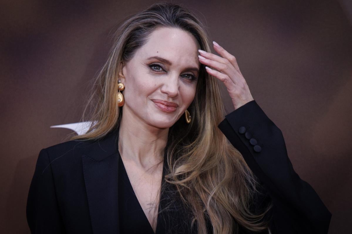 Angelina Jolie e Akala, incontro segreto: “Hanno trascorso due notti in un albergo a Londra”