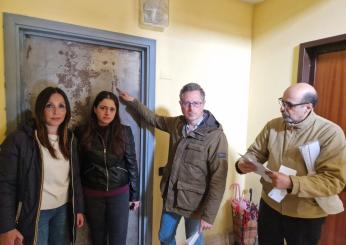 Casa occupata a Pozzuoli (Napoli), il dramma di Angela Riccio. Borrelli (AVS): “Ecco chi sono le occupanti. Fenomeno diffuso, le leggi ci sono ma manca chi le fa applicare” | VIDEO