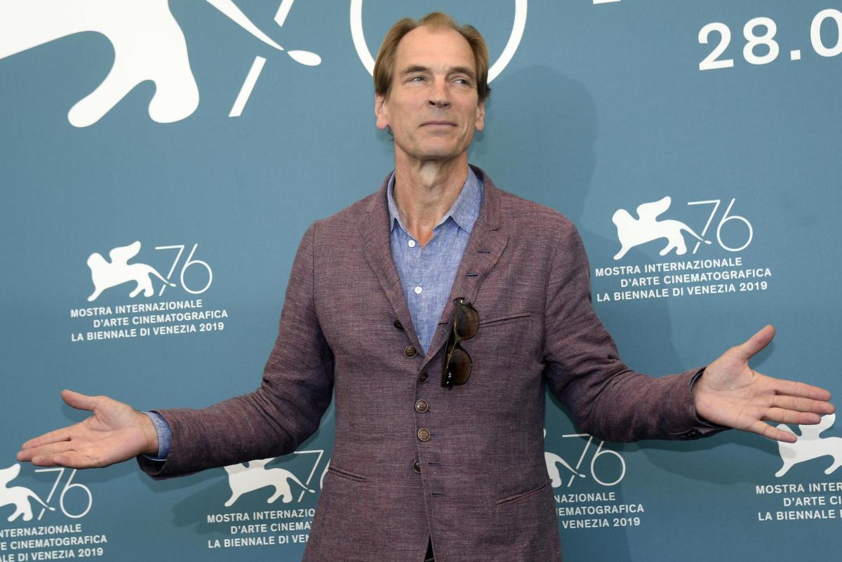 Julian Sands i resti umani ritrovati sulle montagne californiane: l…