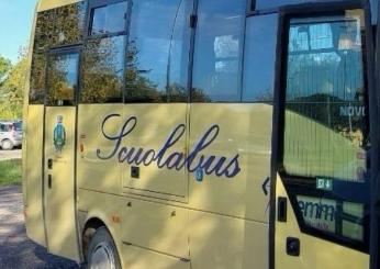 Genova, tragedia sfiorata a Chiavari: autista di uno scuolabus accusa un malore al volante ma riesce a far scendere i bambini, morto poco dopo