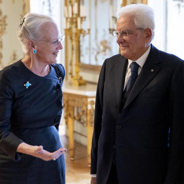 Margrethe II di Danimarca positiva al Covid dopo il funerale della …