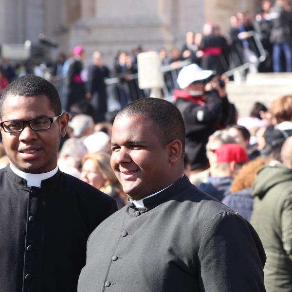 Auguri ai sacerdoti nel Giovedì Santo: oggi si celebra la festa del…