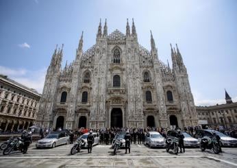 Milano, spunta un misterioso cartellone: “Maria ho trent’anni più di te, se torni ti intesto tutto”