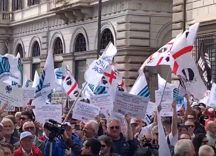 proteste balneari 11 aprile 2024