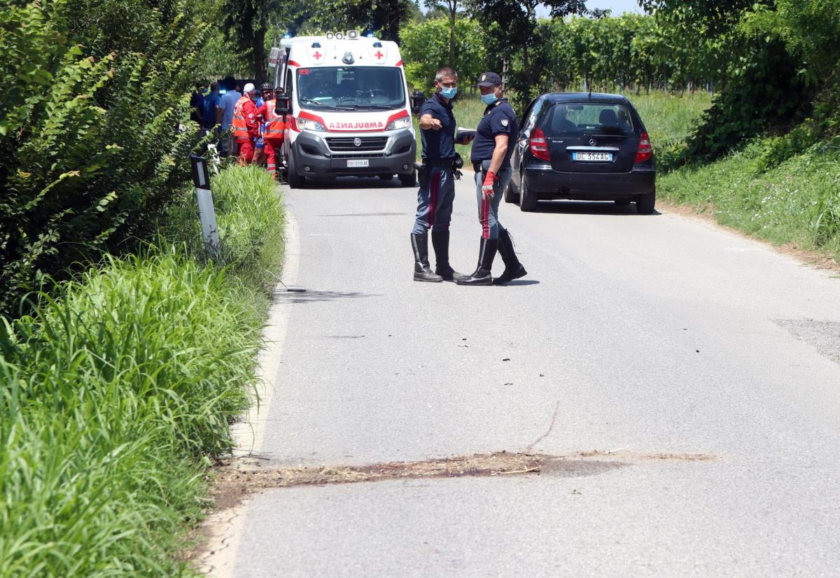 Landriano, ciclista sbanda, viene travolto e ucciso da un camion