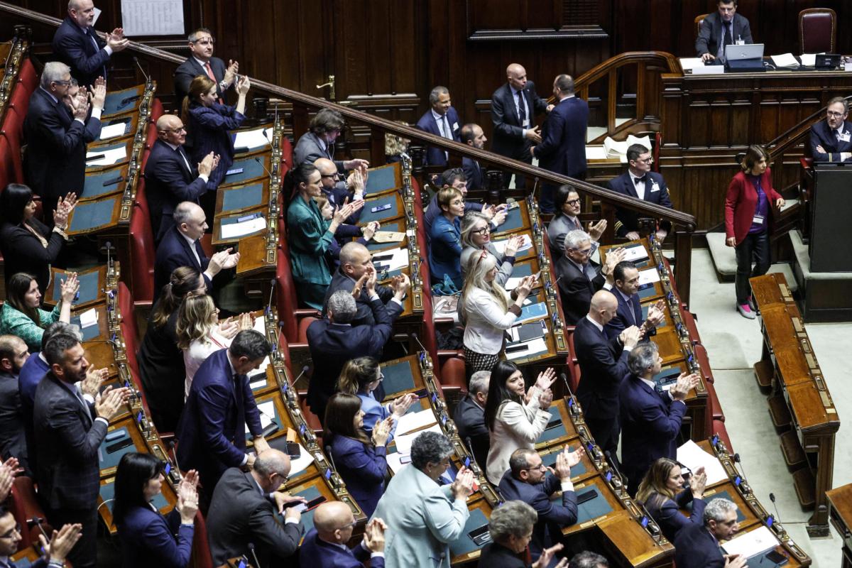 Dl Pa, la Camera conferma la fiducia con 203 sì