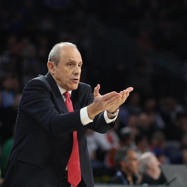 Chi è Ettore Messina: carriera e titoli del coach dell’Olimpia Milano