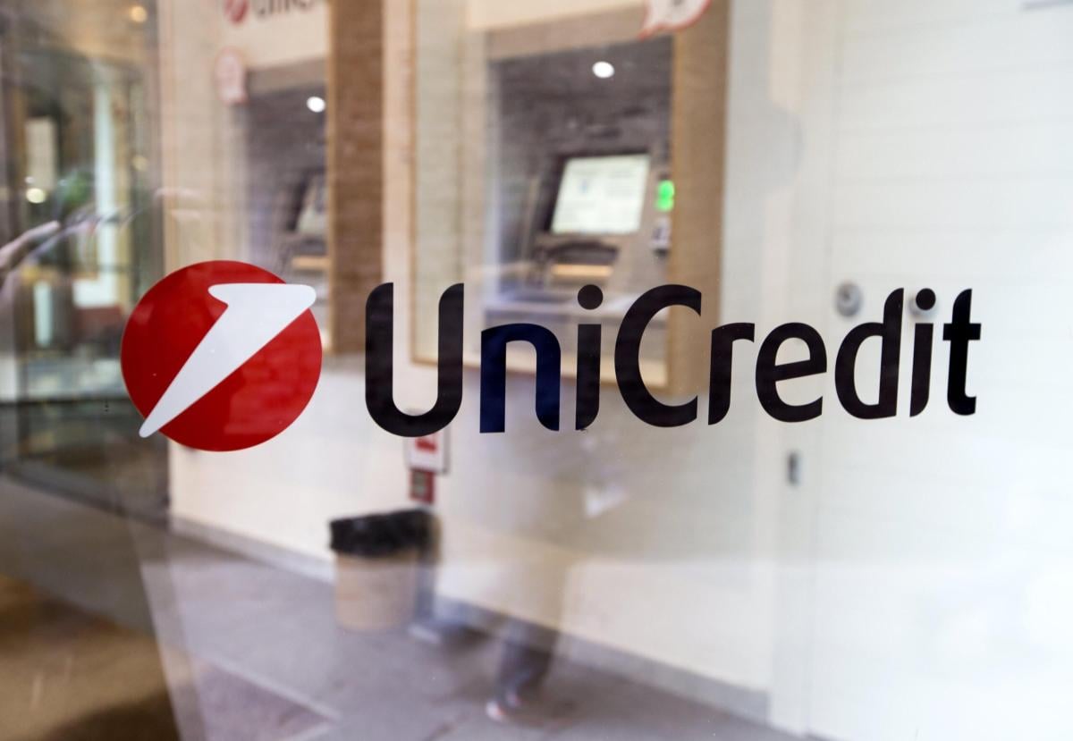 UniCredit, intesa con Alpha Services per Grecia e Romania